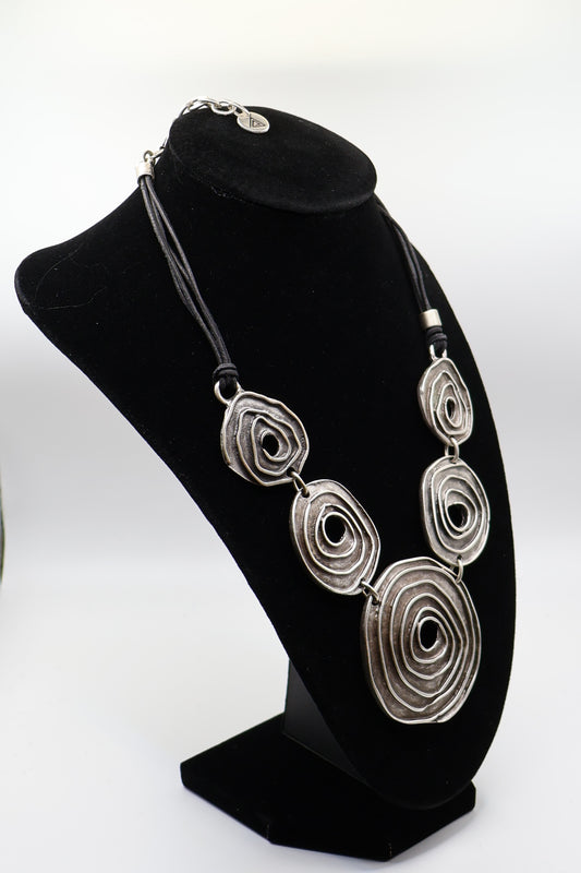 Handmade Embellish Pewter Necklace