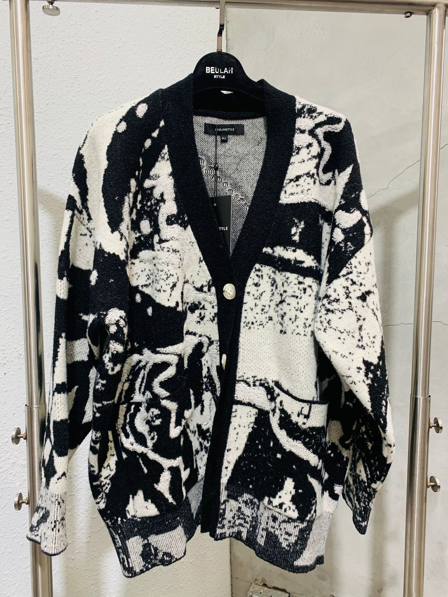 Joy Abstract Printed V-Neck Knit Cardigan